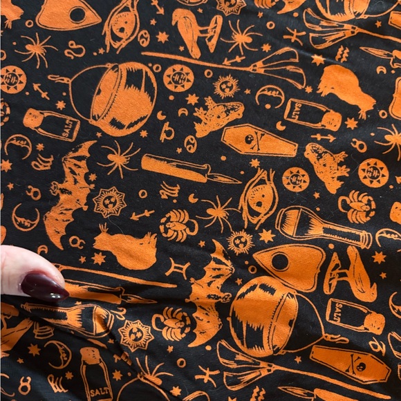 Halloween graphic t-shirt (Disney) - Picture 3 of 5